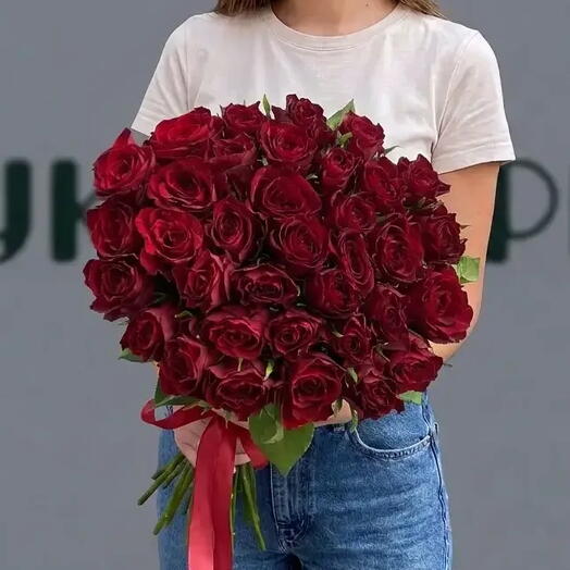 Букет из 35 бордовых роз Африка