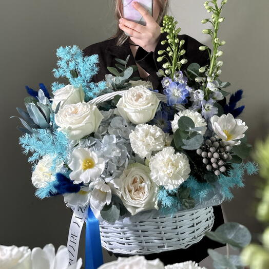 Корзина «Облако цветов»