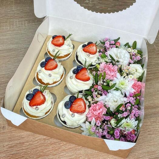 Juego de 6 cupcakes y arreglo floral