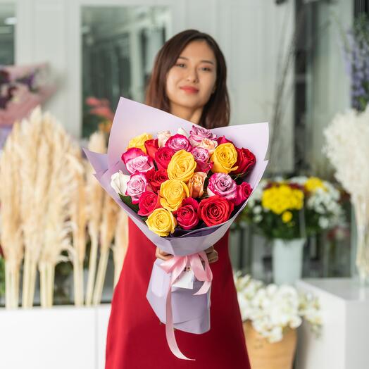 Букет из 25 микс голландских роз 50 см