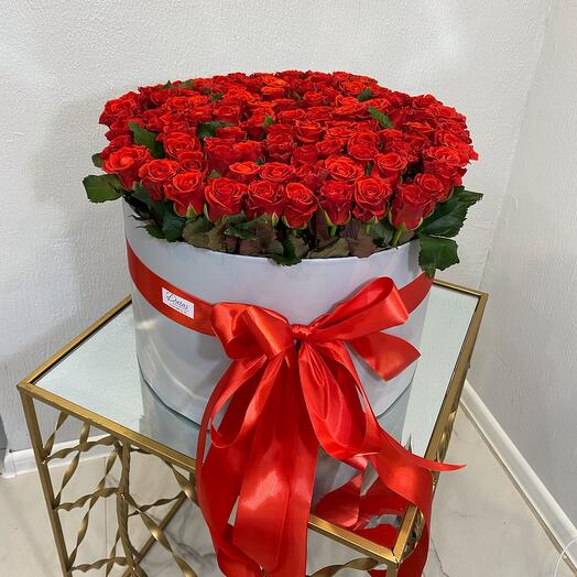 101 roses 60 cm in a box