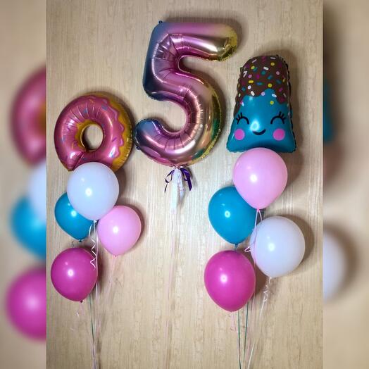 Multi-colored birthday balls for 5 years with a donut and ice cream 11 pcs