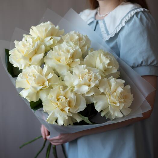 9 gorgeous French roses in a bouquet of "Milk River"
