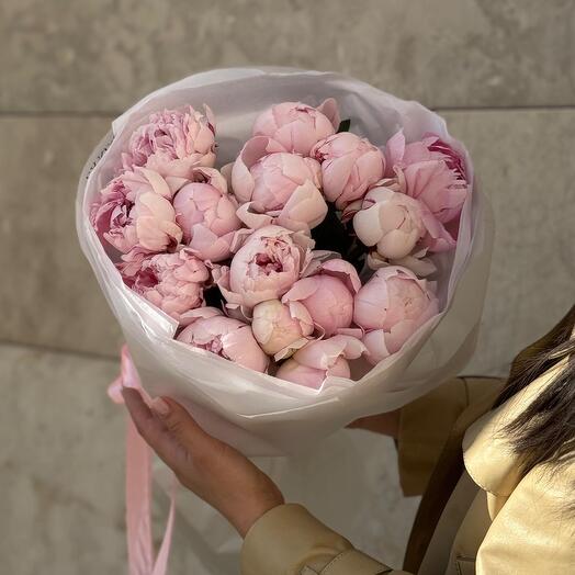 Букет из 15 Пионов