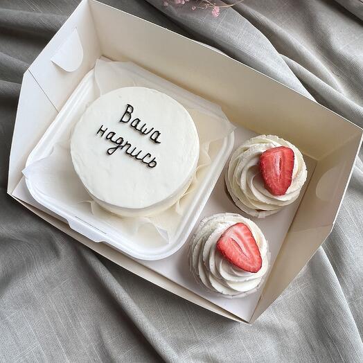 Набор бенто торт и 2 капкейка