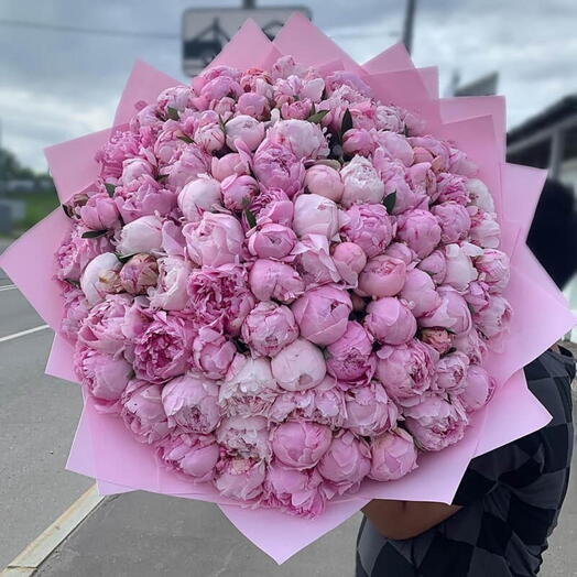 Букет из 101 пиона