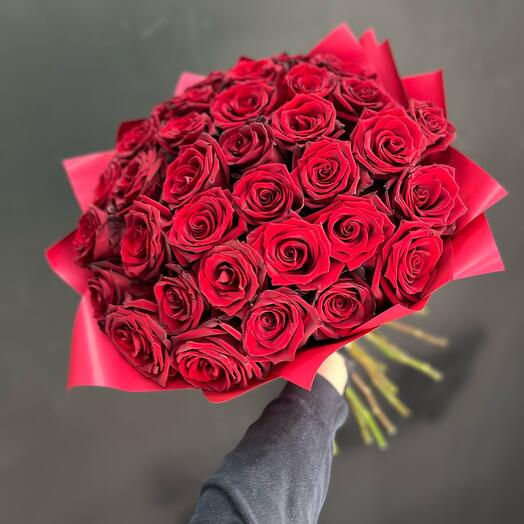 35 штук Розы Эквадор