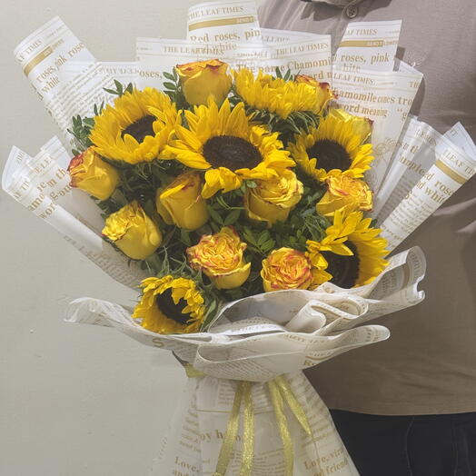 Golden Radiance Bouquet