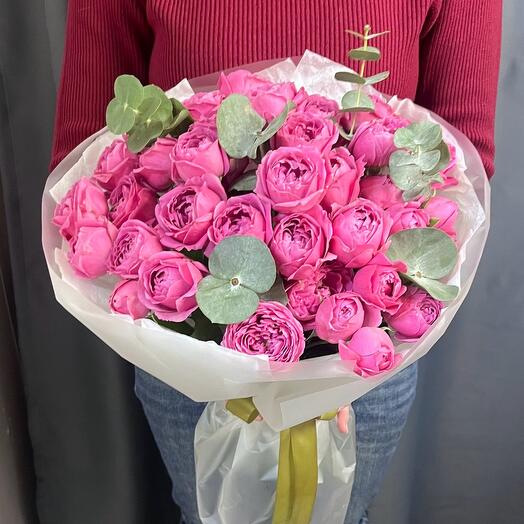 Букет из кустовых пионовидных роз 🌺