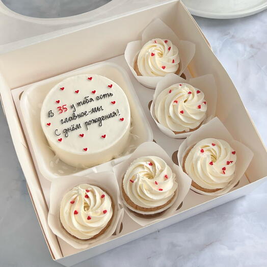 Set of bento cake and 5 cupcakes for my husband's birthday