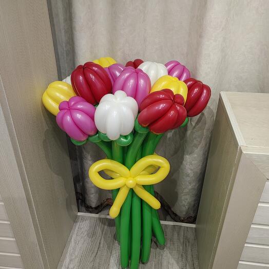 Букет из  воздушных Тюльпанов 15 шт