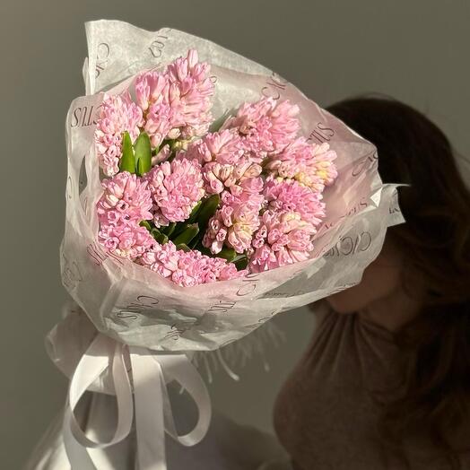 Гиацинты PINK в брендированной коробке-переноске
