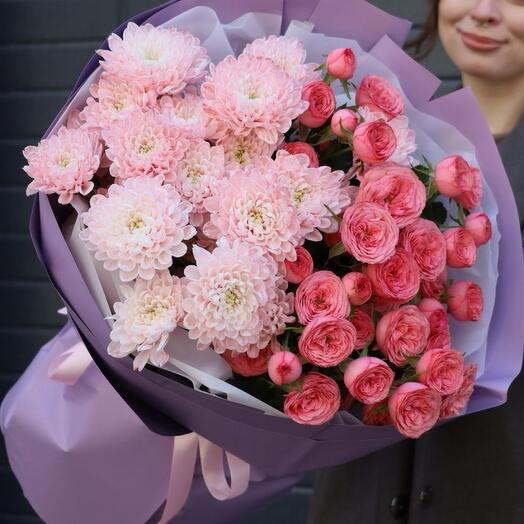 Букет с кустовыми пионовидными розами Хави