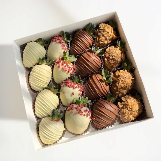 Клубника в шоколаде. Набор 01/16