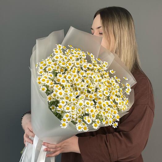 Букет из ароматных ромашек