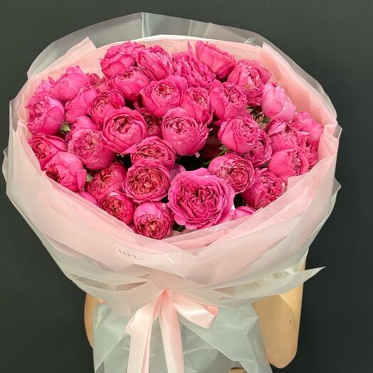 Пионовидные кустовые розы