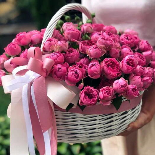Цветочная корзинка Rose angel 💐🦄🍀 из пионовидных кустовых роз