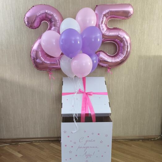 Коробка с шарами девушке + 2 цифры