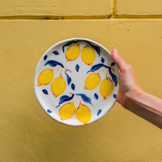 Тарелка ручной работы