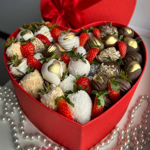 Клубничное сердце ♥️🍓🍫 400гр