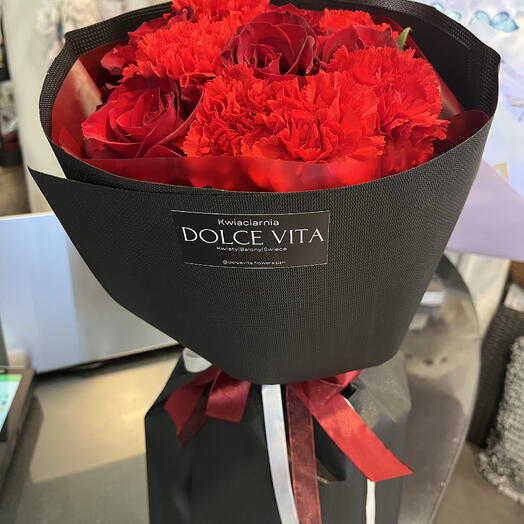 Bukiet z roży i goździki