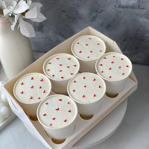 Торт в стакане  cake to go, трайфлы, корпоративный подарок, день рождения, сердечки