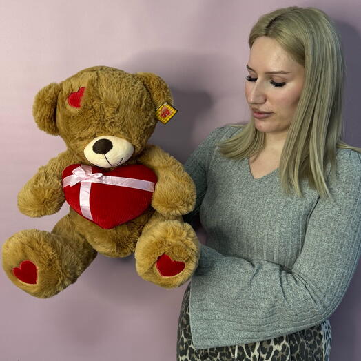 Игрушка мишка с сердцем средний