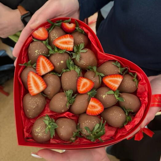 Клубника в шоколаде Сердце-20 шт 🍓