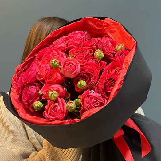 Моно букет из кустовых роз♥️