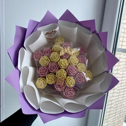 Букет из шоколадных роз 25 шт