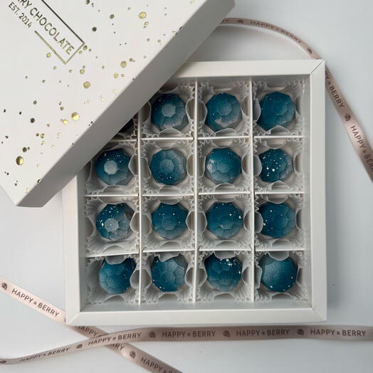 Конфеты ручной работы «Голубой топаз» 16 шт