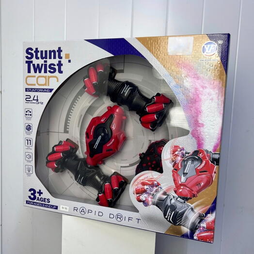 Трюковая машина «Перевертыш» на пульте управления