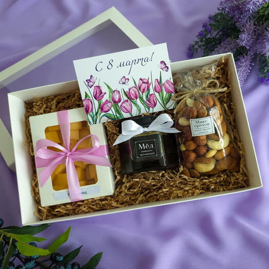 Набор с сыром, медом и орехами