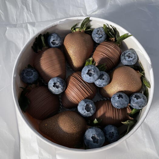 Набор клубники в шоколаде, S