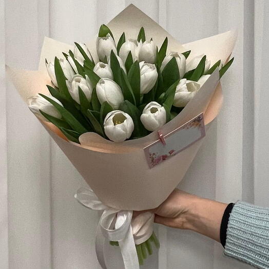 White tulips,  19 pcs