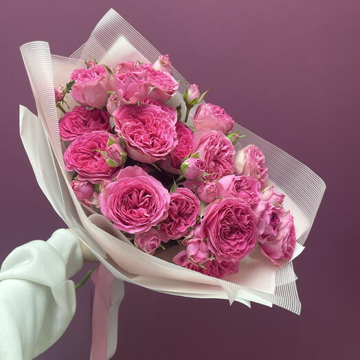 Букет 💐 из ярких роз