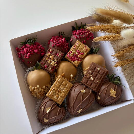 Клубника в шоколаде 9 шт