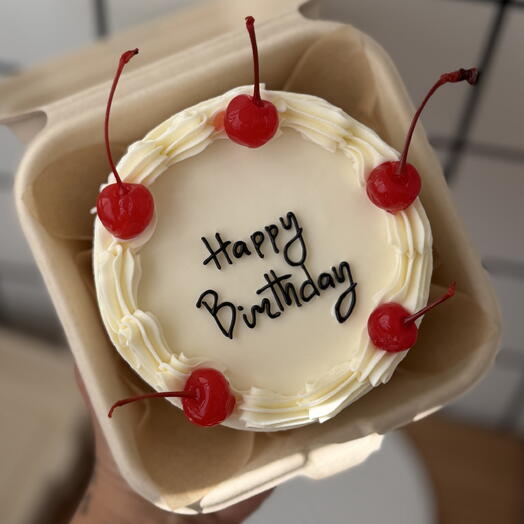 Бенто happy birthday с коктейльной вишней