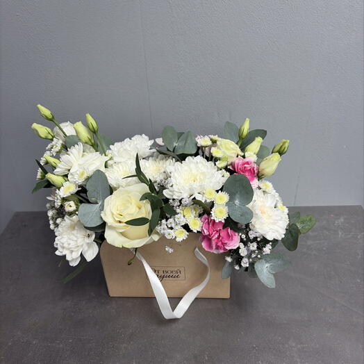 Flores en una Caja Felicidad a tu lado