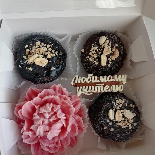 Пион с пироженым картошка киндер кантри