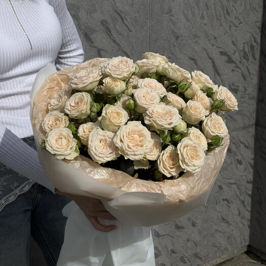 Монобукет из 7 кустовых роз София