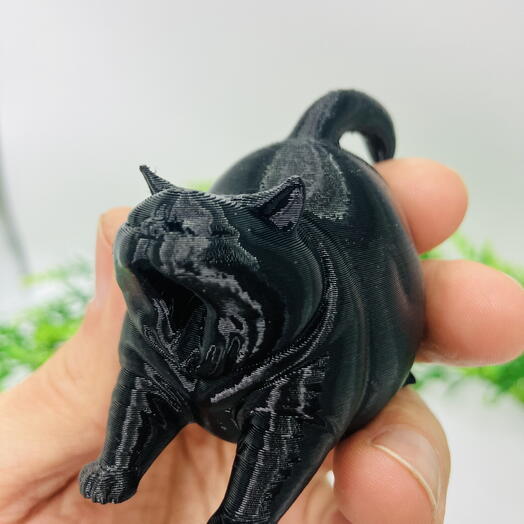 кот зевун котозилла черный