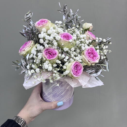 Композиция с кустовыми розами