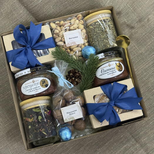 Гастрономический подарочный набор с таежными деликатесами «Вкус Урала»