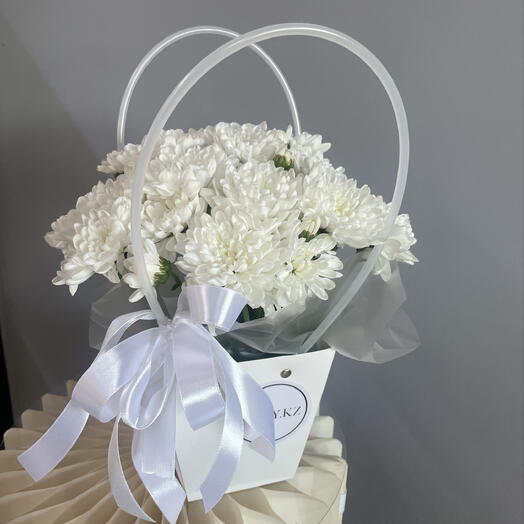 Bag with Chrysanthemums