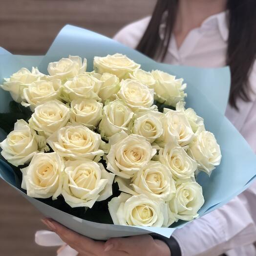 Bouquet of 25 white roses