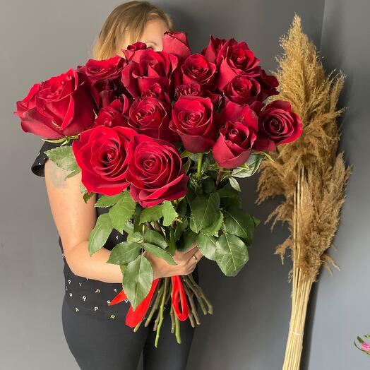 Роза красная 21 штук под ленту ♥️