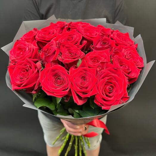Red roses 19pcs