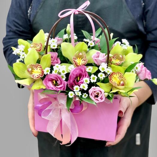 Цветы в коробке🌸