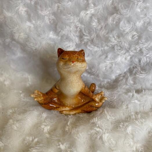 Фигурка кошка